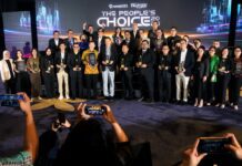 Sukses Digelar, Ini Daftar Lengkap 55 Brand Terbaik Pemenang The People’s Choice 2026 Rumah123 bersama Indonesia Property Watch (IPW) resmi menggelar kali ketiga The People's Choice 2026, ajang apresiasi bagi merek-merek yang berhasil mengamankan kepercayaan publik di industri properti nasional. Sebanyak 55 penghargaan diserahkan di acara puncak pada hari Senin, 10 Agustus 2025 di Raffles Hotel kepada pengembang, proyek hunian, hingga penyedia material bangunan. Tahun ini, sebanyak 111.000 konsumen ikut berkontribusi memberikan 427.000 suara untuk menentukan proyek properti hingga bahan bangunan. (Foto: Property and The City)