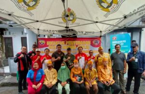 Kegiatan bedah rumah bagi warakawuri yang digelar oleh QNET Indonesia