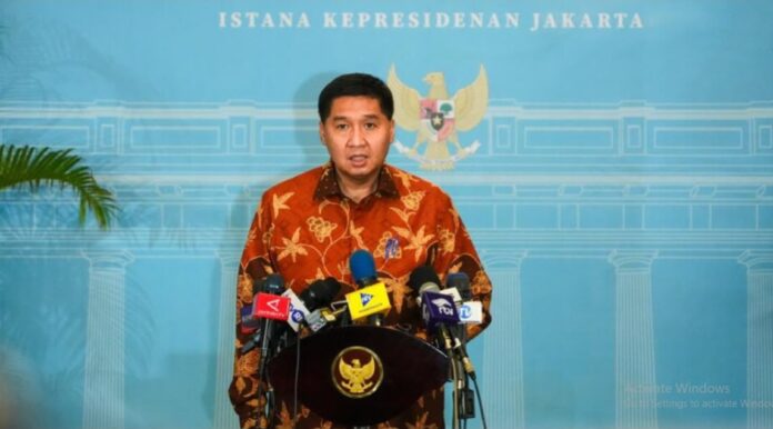 Menteri Perumahan dan Kawasan Permukiman (PKP) Maruarar Sirait memberikan keterangannya usai diterima Presiden Prabowo Subianto di Kompleks Istana Kepresidenan, Jakarta, pada Senin, 26 Oktober 2026. Foto: BPMI Setpres